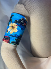 Load image into Gallery viewer, Hawaiian Cars Spandex Sensor Cover Arm Band